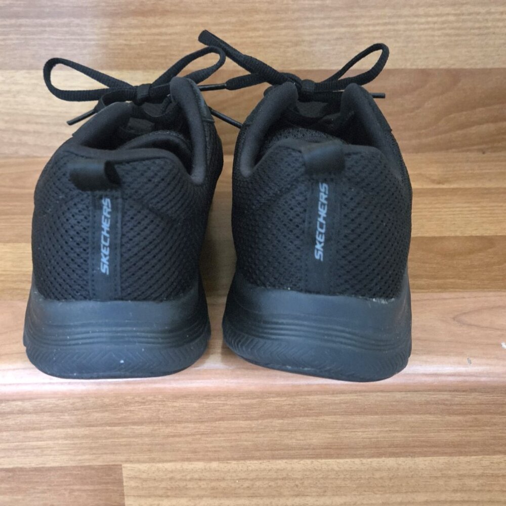 Skechers/Black Comfort Sneakers/Women's/Size 7/Used Only One Time - Picture 6 of 12